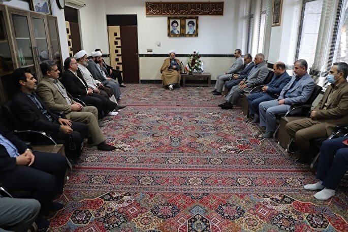 بنیاد شهید باید در مسیر ترویج فرهنگ ایثار و شهادت پیش‌قدم باشد