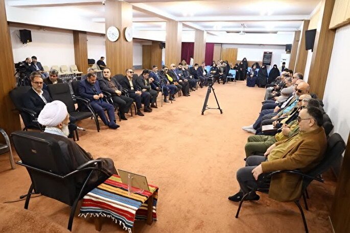 عکس | دیدار نماینده ولی فقیه در مازندران با جمعی از جانبازان بصیر و روشندل استان