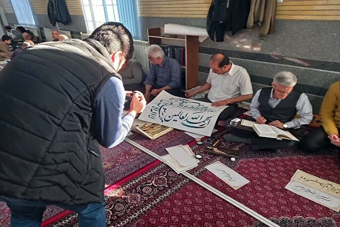 عکس | جشنواره حضوری نویسی «اسماءالله» در سنندج برگزار شد