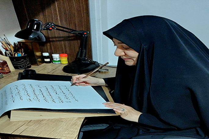 کاتبان قرآن آثار خود را به شیوه جذاب برای نسل جوان ارائه دهند