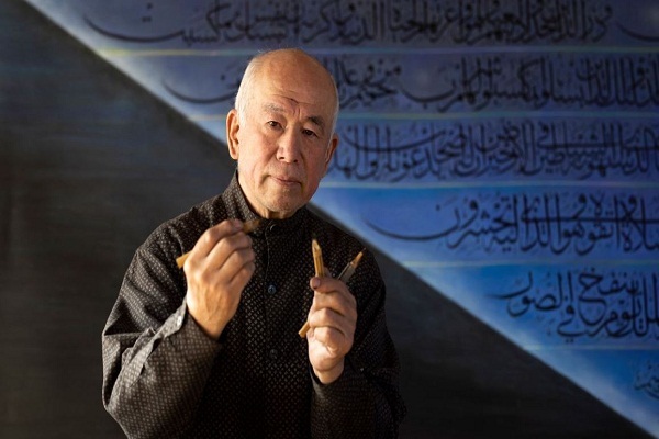 خلاقیت هنرمند ژاپنی در نوشتن آیات قرآن و اسماء الله + عکس