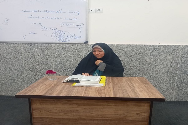 نرگس خزاعی، مدرس و حافظ کل قرآن کریم در خراسان جنوبی نرگس خزاعی، مدرس و حافظ کل قرآن کریم در خراسان جنوبی