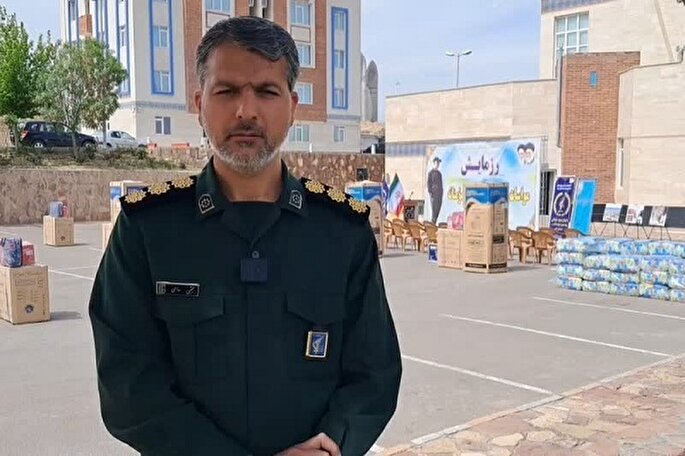 توزیع بسته‌های معیشتی میان نیازمندان خراسان‌شمالی