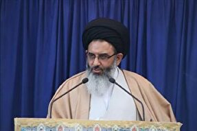 خدمت به امامزادگان جامعه را در مسیر امامت قرار می‌دهد