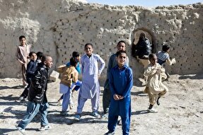 جذب بازماندگان از تحصیل در اولویت سوادآموزی قرار گیرد