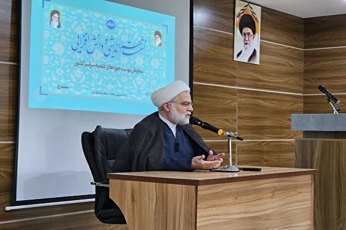 حکمت عملی؛ لازمه مکتب طلبگی