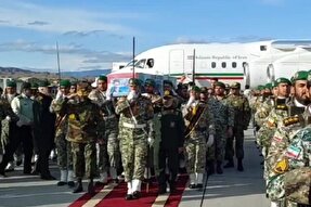 ورود پیکر مطهر شهید آیت‌الله آل‌هاشم به فرودگاه تبریز