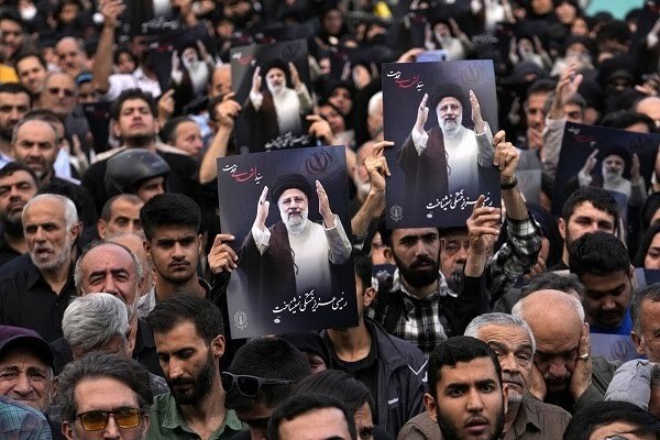 وداع خراسان جنوبیها با شهیدجمهور  وداع خراسان جنوبیها با شهیدجمهور