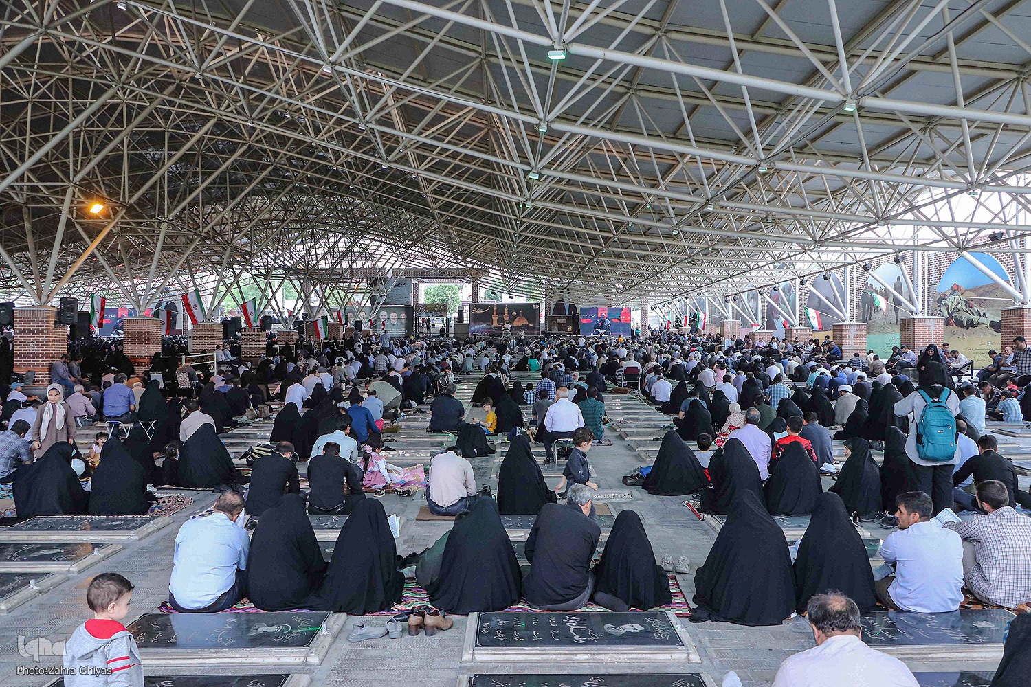 مراسم دعای عرفه در گلزارشهدای وادی رحمت تبریز‎