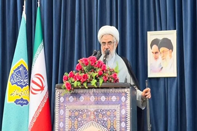 بسیج اساتید، روح مقاومت را در دانشجویان تقویت کند