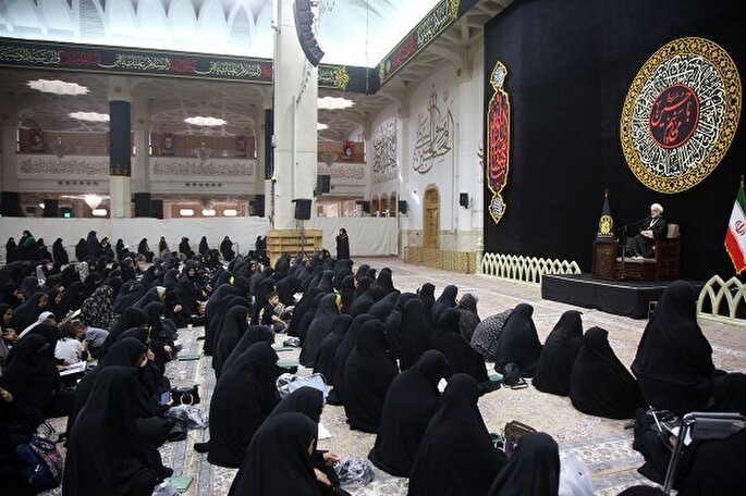 عکس | محفل روضه اباعبدالله(ع) ویژه بانوان در حرم بانوی کرامت