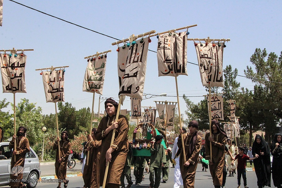 حرکت کاروان نینوا در بیرجند + عکس