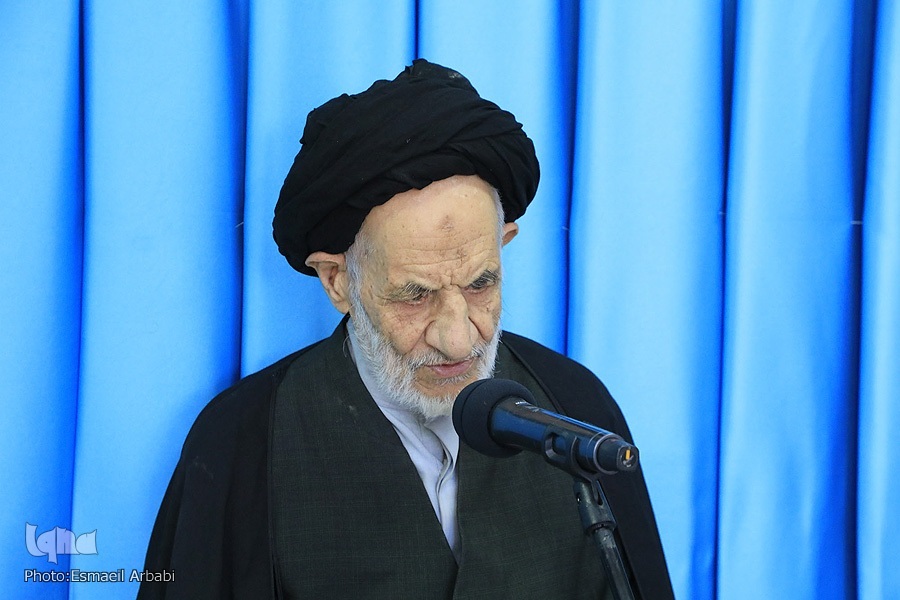 آیت الله عبادی نماینده ولی فقیه در خراسان جنوبی آیت الله عبادی نماینده ولی فقیه در خراسان جنوبی