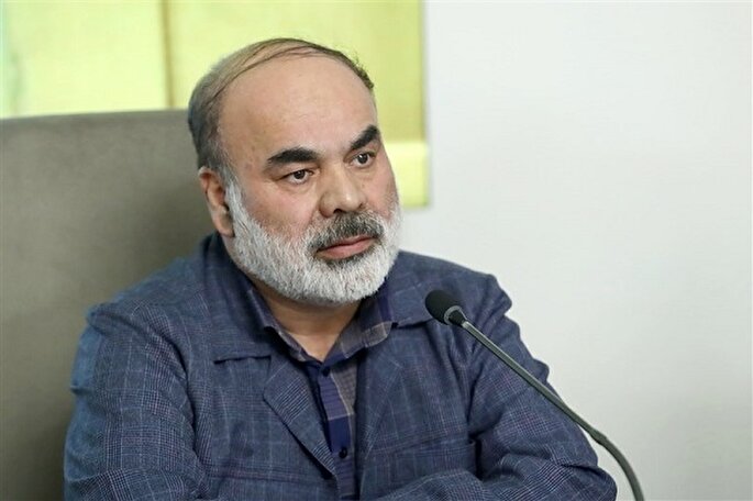 آموزش و پرورش باورهای اعتقادی دانش‌آموزان را تقویت کند