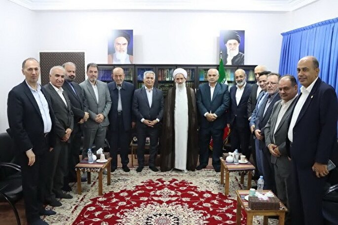 عکس | دیدار مدیران اتاق بازرگانی با نماینده ولی فقیه در مازندران
