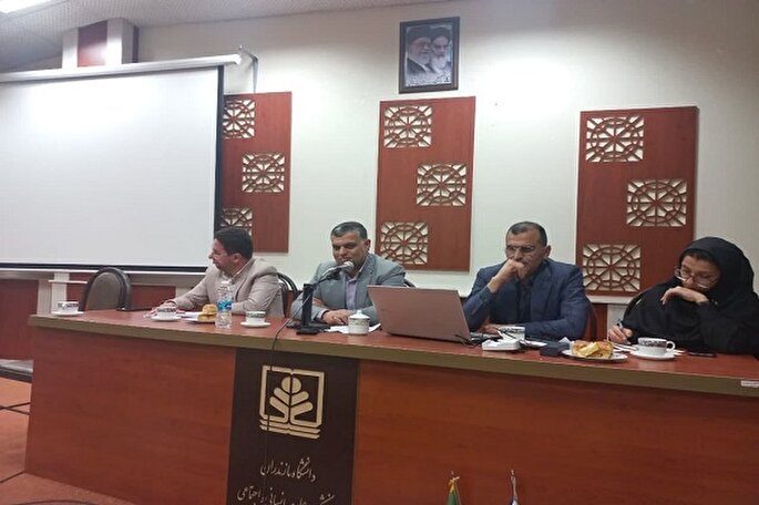 برگزاری نشست‌های کرسی‌های ترویجی، عرضه و نقد ایده علمی در دانشگاه مازندران