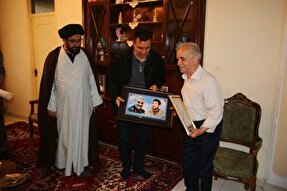 دیدار شهردار تبریز با خانواده شهیدان «حسینپور» و «فروتن»