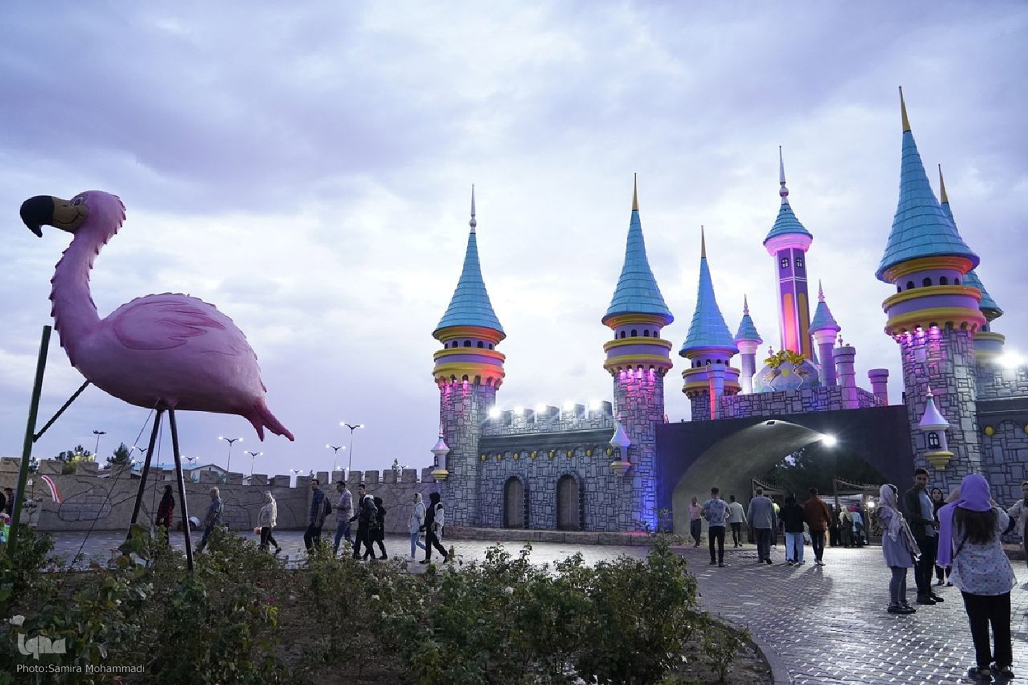 جشنواره انگور بهانه‌ای برای شادی و احیای سنت‌های قدیمی‎