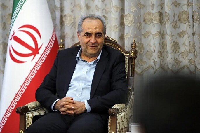 جهش تولید با مشارکت مردم نباید در حد شعار باقی بماند