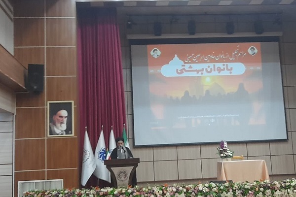 همایش تجلیل از بانوان خادمین اربعین حسینی در ارومیه برگزار شد