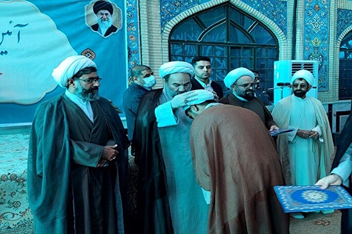 عکس | مراسم عمامه‌گذاری حوزه‌های علمیه برادران در زابل