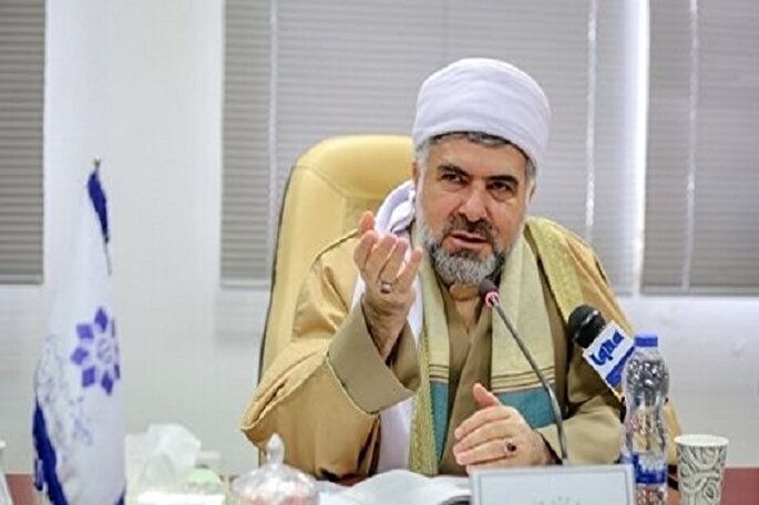 مجاهدان فی‌سبیل‌الله مانند بنای محکم و آهنین در برابر دشمنان هستند