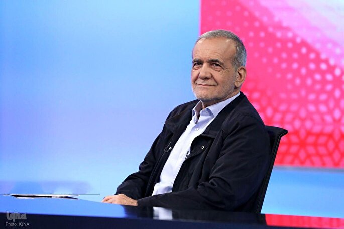 رئیس جمهور قم را به مقصد تهران ترک کرد