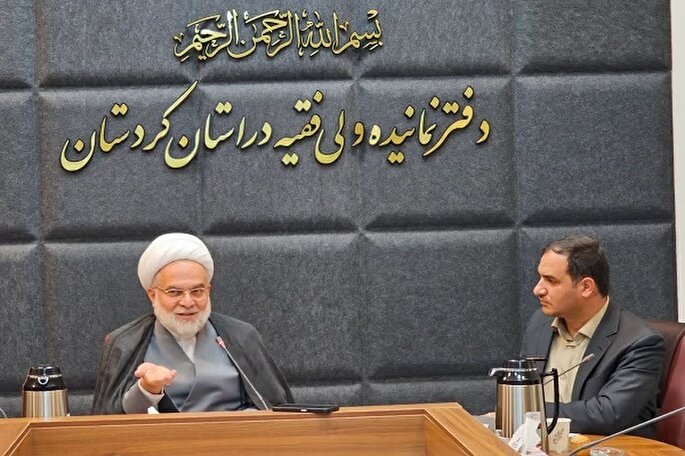 کانون‌های فرهنگی - هنری در تشویق به حضور در مساجد نقش‌آفرینی کنند