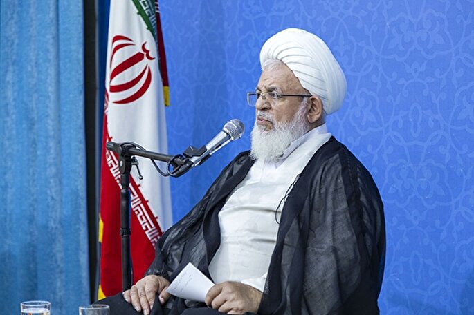 همگان در برابر امر به معروف و نهی از منکر مسئول هستیم