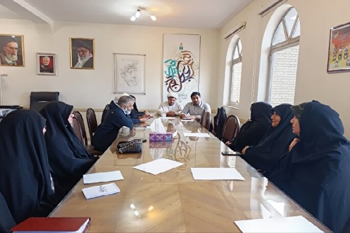 جلسه پایش مؤسسات و خانه‌های قرآن خلخال برگزار شد