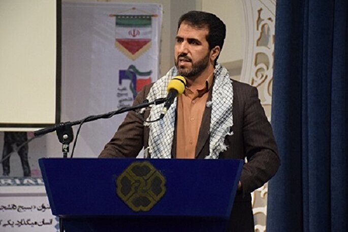 دانشجویان بسیجی در تمام عرصه‌های مختلف نظام حضور فعالی دارند