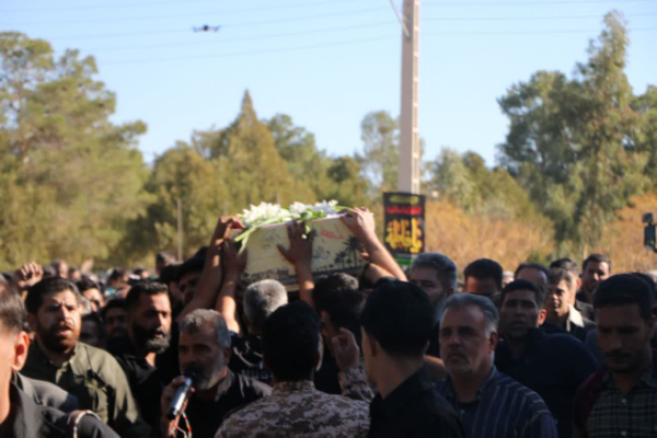 پیکر شهید گمنام در ده زیار کرمان تشییع و تدفین شد + عکس