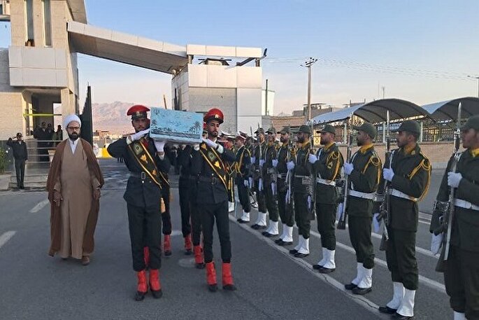 پیکر شهید گمنام در ستاد انتظامی خراسان‌جنوبی تشییع شد