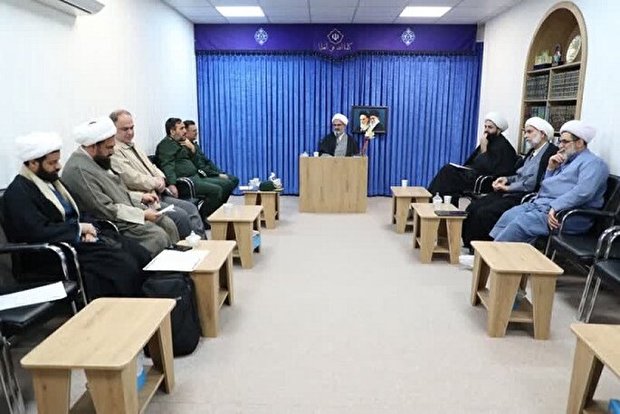 مهارت‌های عمومی و تخصصی ائمه جماعات ارتقا یابد