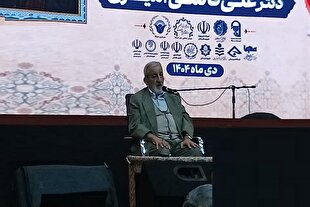 تقدم تربیت اعتقادی بر قانون در سیره نبوی