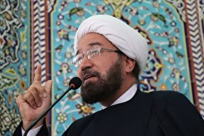 بصیرت و تکیه بر ظرفیت‌ داخلی راه عزت و پیشرفت کشور است