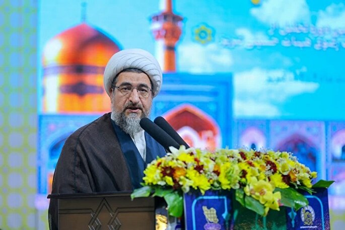 خدمت به مردم رسالت اصلی مسئولان باشد