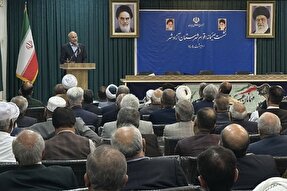 حل مشکلات اقتصادی در گرو مردمی‌کردن اقتصاد است