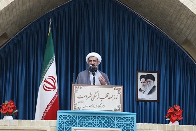 مسئولان نسبت به عملکرد خود باید پاسخگو باشند