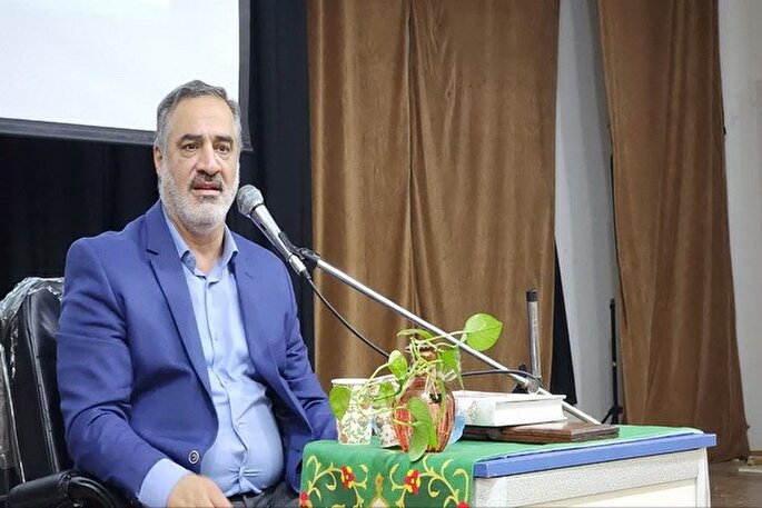 خادمان قرآن در بابل تجلیل شدند + عکس