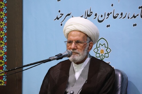 تحصیل و آگاهی سیاسی، کلید موفقیت طلاب در نظام جمهوری اسلامی