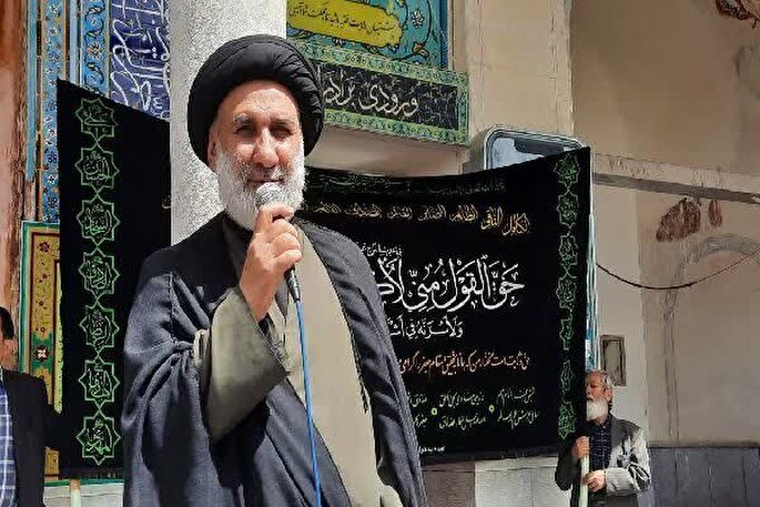 جامعه اسلامی در تکریم مقام علمی و معنوی امام صادق(ع) بکوشد