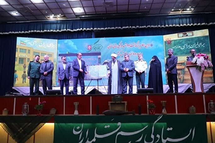 شهدا الهام‌بخش جامعه هستند