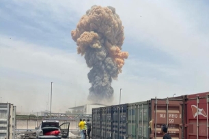 جان باختن ۴ نفر در حادثه انفجار بندرشهید رجایی بندرعباس