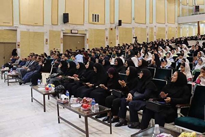 ۵۰ هزار سفیر سلامت در مدارس استان مرکزی فعال شدند