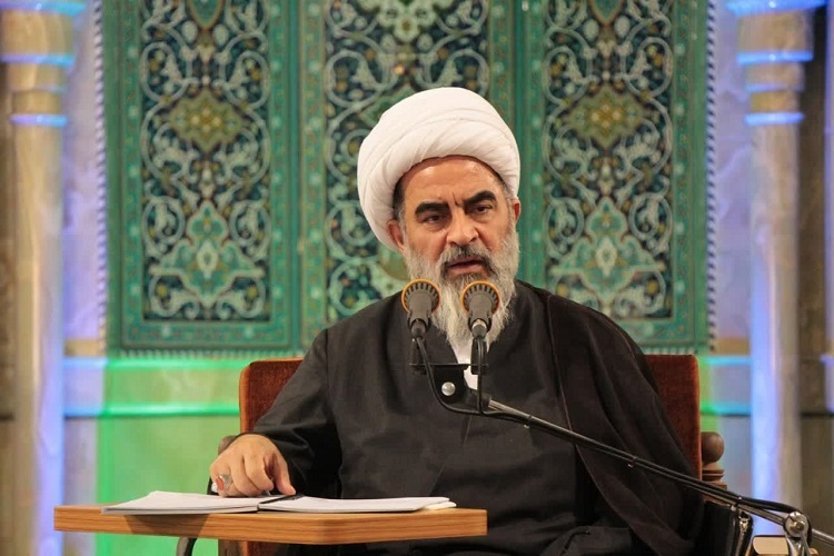 فقیه باید وجوه مختلف آیات قرآن و روایات را بداند