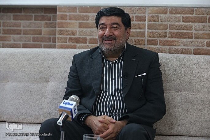 آموزش قرآن را فقط به قاریان حرفه‌ای محدود نکنیم