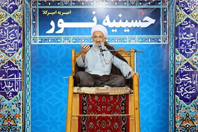 خون شهدا عزم ملت را استوارتر می‌کند 