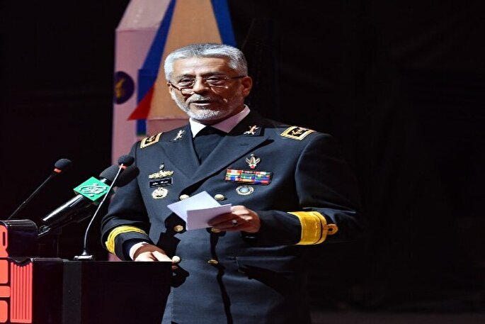 جوانان با روحیه‌ عاشورایی آماده دفاع از کشور هستند