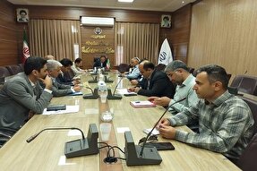 ترویج افکار و اندیشه‌های امام خمینی(ره) بین نسل جوان و نوجوان